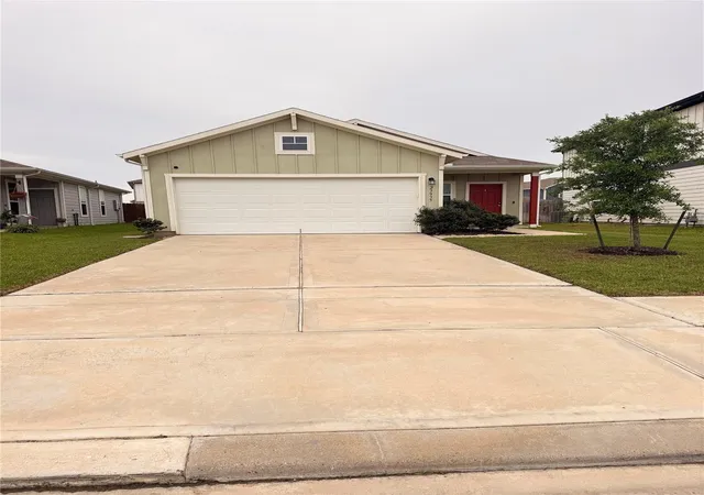 Photo 2 of Single family home for sale at 23935 Bushel Park Dr, Hockley, TX 77447 | MLS# 16871323 | Listing updated on 2026-04-12