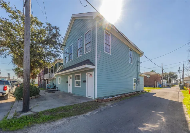 Photo 2 of Multi family home for sale at 715 35th Street, Galveston, TX 77550 | MLS# 68315817 | Listing updated on 2026-07-15