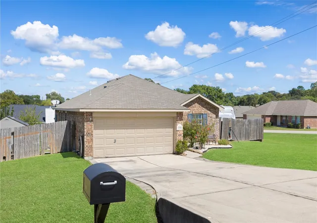 Homes for sale in Willis, TX | 13184 Lake Breeze Ln, Willis, TX 77318 | MLS# 43842598