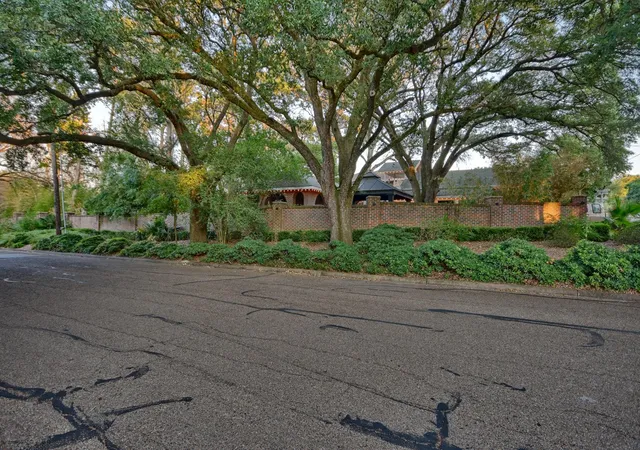 50th image of 1804 S Park St, Brenham, TX 77833 | MLS# 28805807