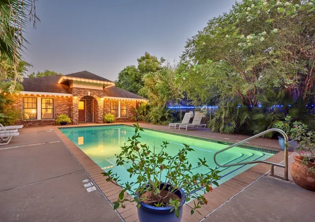 5th image of 1804 S Park St, Brenham, TX 77833 | MLS# 28805807