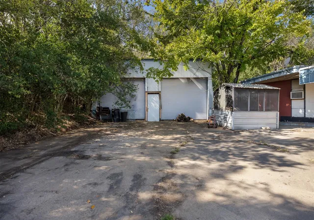 4th image of 410 State Hwy 36 S, Caldwell, TX 77836 | MLS# 2896615