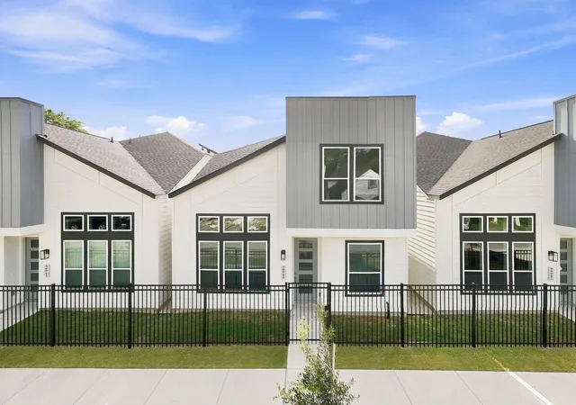1st image of 6065 Cebra St, Houston, TX 77091 | MLS# 56097346