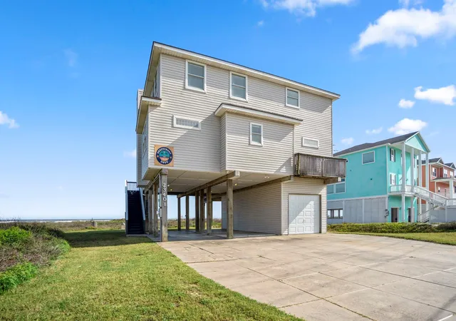 Photo 2 of Single family home for sale at 23401 Termini San Luis Pass Rd, Galveston, TX 77554 | MLS# 5938840 | Listing updated on 2026-09-20
