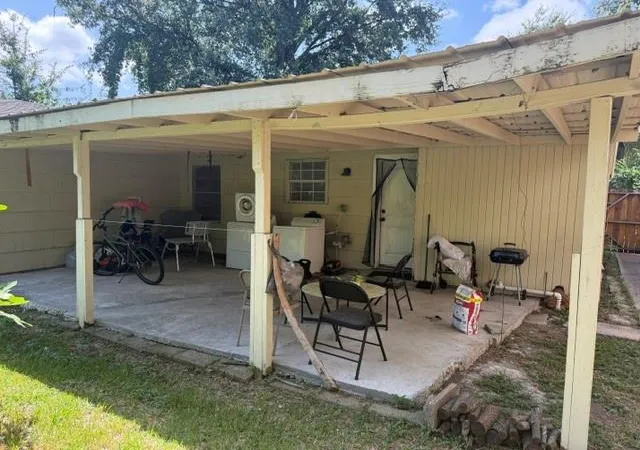 Photo 4 of Single family home for sale at 8535 Rockhill St SE, Houston, TX 77061 | MLS# 63025853 | Listing updated on 2026-08-02