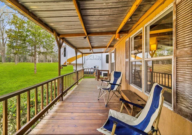 Photo 4 of Single family home for sale at 106 Jefferson St, Livingston, TX 77351 | MLS# 14424248 | Listing updated on 2026-09-01