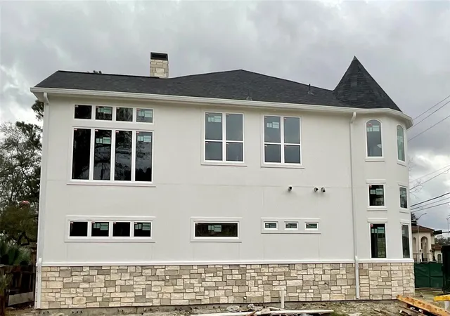 5th image of 9756 Westview Dr, Houston, TX 77055 | MLS# 42491037