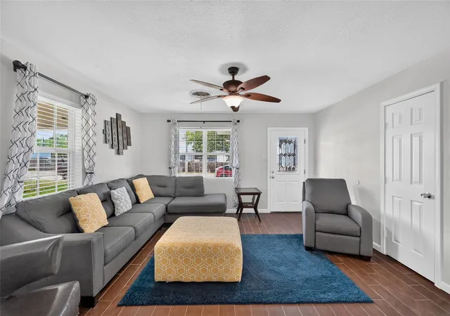 Photo 4 of Single family home for sale at 803 W 1st Street, Brenham, TX 77833 | MLS# 84184764 | Listing updated on 2026-08-24