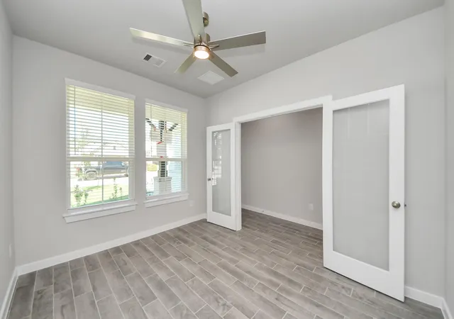 3rd image of 14722 Diamond Dove Lane, Houston, TX 77049 | MLS# 62713010