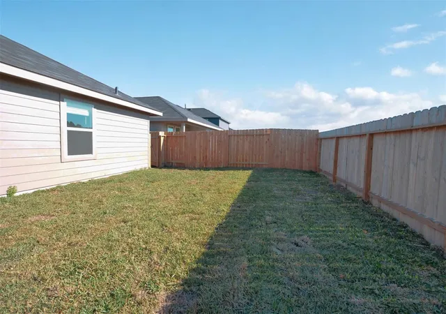 Photo 2 of Single family home for sale at 16839 Sangiovese Dr, Houston, TX 77090 | MLS# 22012003 | Listing updated on 2026-09-17
