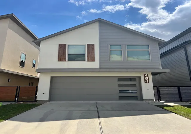 1st image of 454 S Centro Cir, Shenandoah, TX 77385 | MLS# 6237650