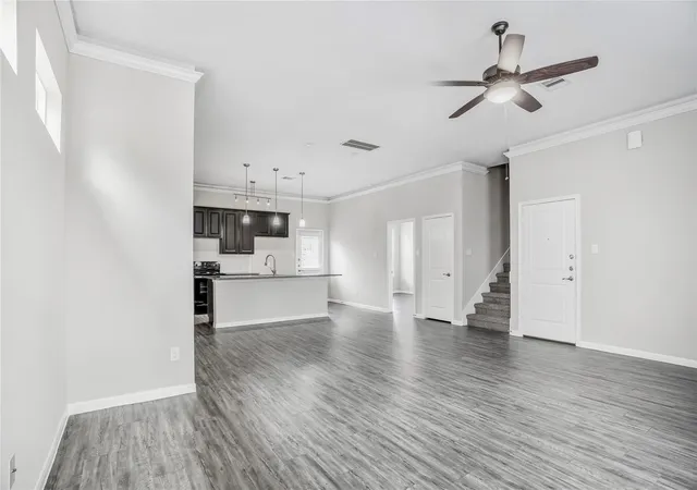 Photo 3 of Single family home for sale at 6532 Geisler Xing Ln, Dickinson, TX 77539 | MLS# 80724856 | Listing updated on 2026-07-15