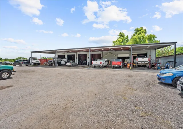 2nd image of 1523 Hwy 36 N, Rosenberg, TX 77471 | MLS# 23505928