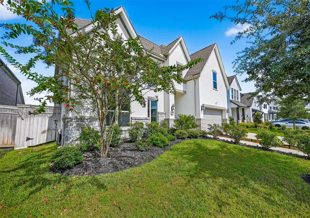 3rd image of 9019 Bayou Spring Ct, Missouri City, TX 77459 | MLS# 40648607