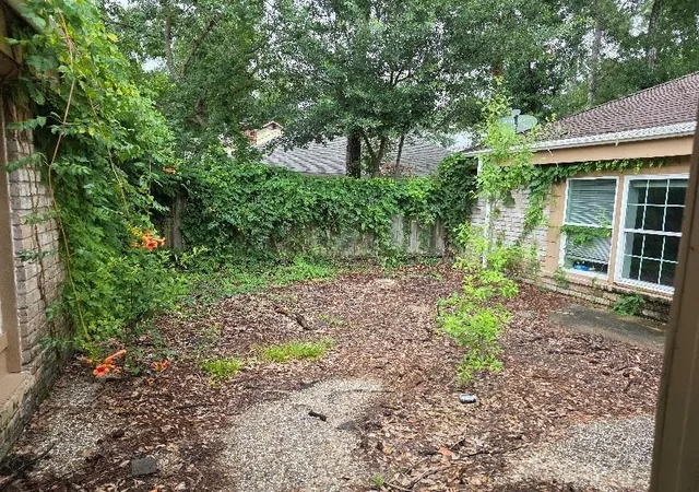 Photo 3 of Single family home for sale at 18023 Bambriar Dr, Houston, TX 77090 | MLS# 12709131 | Listing updated on 2026-07-10