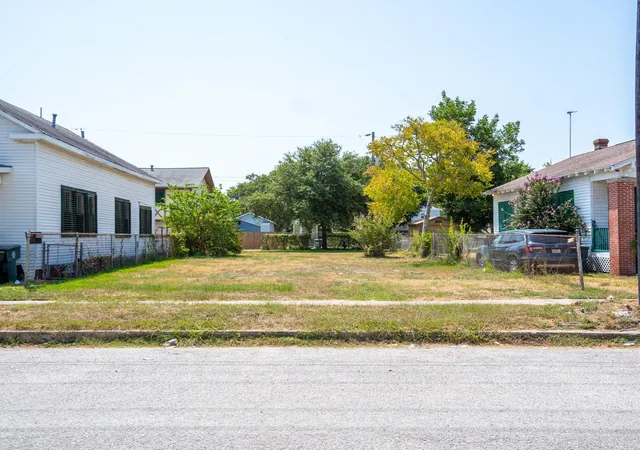 1st image of 3615 Avenue N, Galveston, TX 77550 | MLS# 66809226
