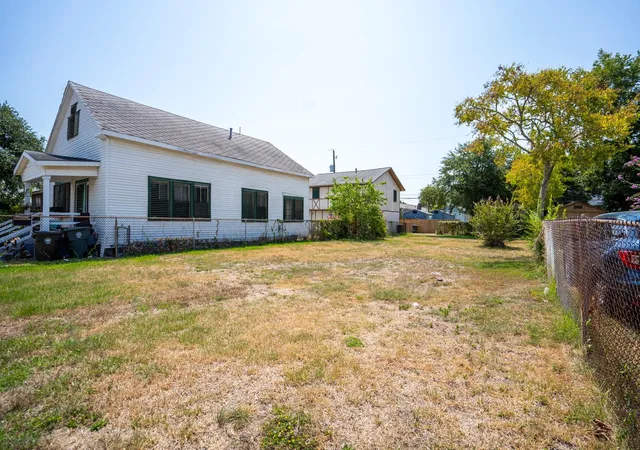 Photo 3 of Land for sale at 3615 Avenue N, Galveston, TX 77550 | MLS# 66809226 | Listing updated on 2026-08-02