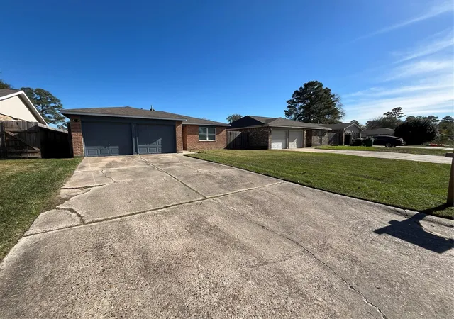 Homes for sale in Houston, TX | 8710 Valley Flag, Houston, TX 77078 | MLS# 83638738