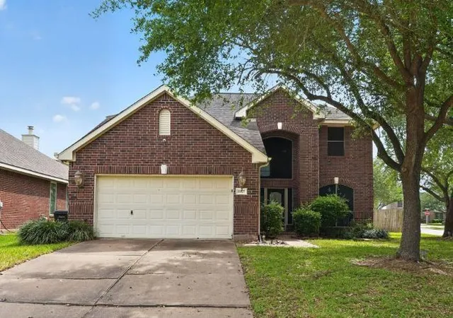 1st image of 11527 Whittier Bridge Ln, Sugar Land, TX 77498 | MLS# 94295213