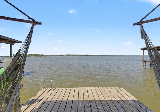 Photo 4 of Single family home for sale at 387 Lake Shore Dr, Trinity, TX 75862 | MLS# 91027620 | Listing updated on 2026-08-29