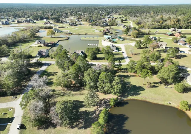 Photo 1 of Land for sale at 7 Silver Lakes Dr, Huntsville, TX 77340 | MLS# 58126830 | Listing updated on 2026-04-17