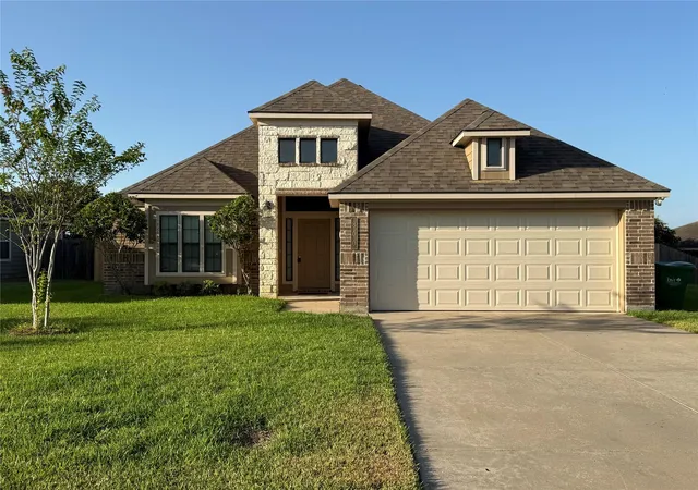 17th image of 800 Cobble Gate, Brenham, TX 77833 | MLS# 86490846