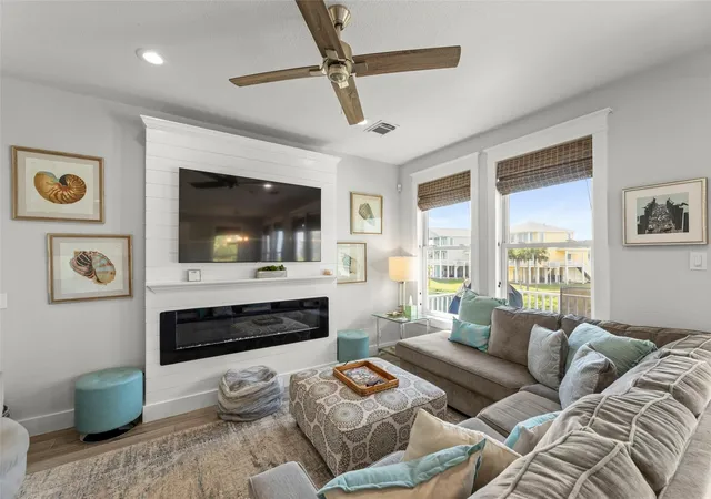 2nd image of 4114 Nw Green Heron Dr, Galveston, TX 77554 | MLS# 48283326