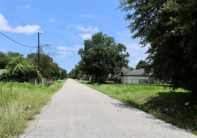 Photo 4 of Sale Pending at 0 Randolph St, Houston, TX 77075 | MLS# 46221337 | Listing updated on 2026-09-12