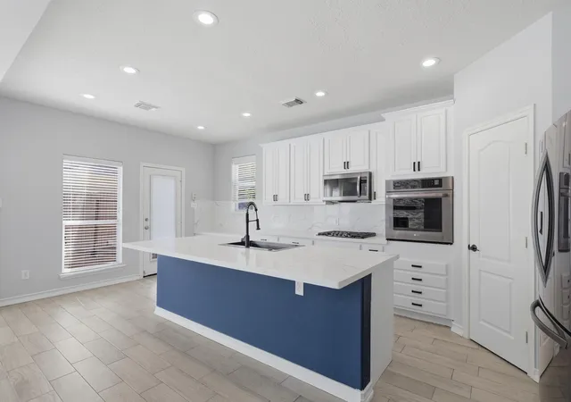 4th image of 19114 Canyon Vista Ct, Tomball, TX 77377 | MLS# 14003010