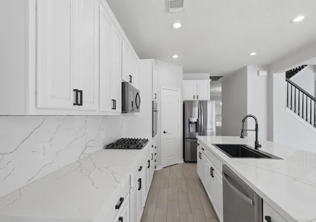 5th image of 19114 Canyon Vista Ct, Tomball, TX 77377 | MLS# 14003010