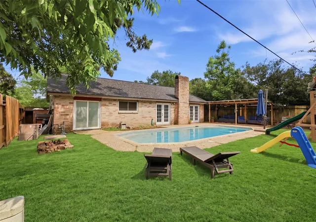 Photo 1 of Single family home for sale at 17211 Camberwell Green Ln, Houston, TX 77070 | MLS# 72380180 | Listing updated on 2026-08-31