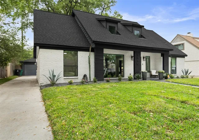 3rd image of 5934 Dumfries Dr, Houston, TX 77096 | MLS# 60041126