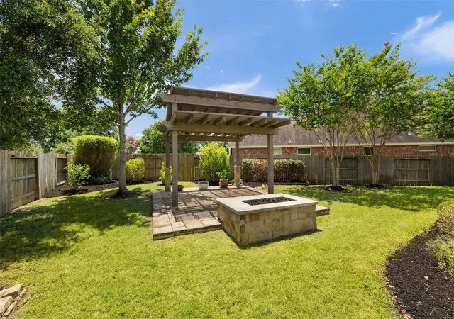 Photo 4 of Single family home for sale at 17119 Kirkton Moor Dr, Richmond, TX 77407 | MLS# 82498957 | Listing updated on 2026-09-19