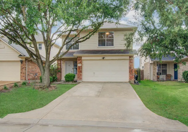 Photo 4 of Single family home for sale at 20015 Oland Way Dr, Houston, TX 77073 | MLS# 14034114 | Listing updated on 2026-08-19