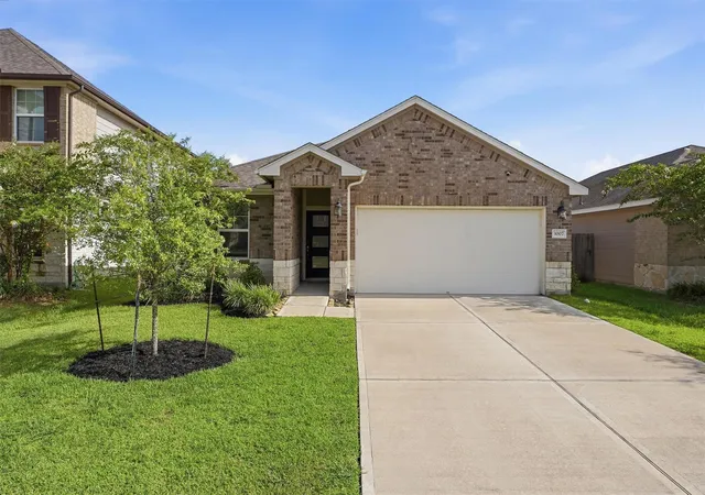 1st image of 1007 Modesto Dr, Rosharon, TX 77583 | MLS# 78900843
