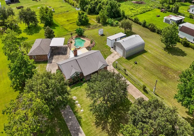 1st image of 4435 S Tower Rd, Santa Fe, TX 77517 | MLS# 47396697