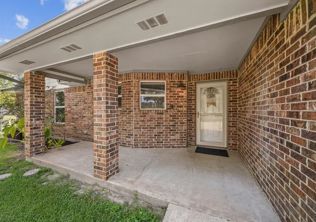 3rd image of 4435 S Tower Rd, Santa Fe, TX 77517 | MLS# 47396697