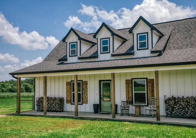 2nd image of 12817 S Fm 908, Rockdale, TX 76567 | MLS# 71015373