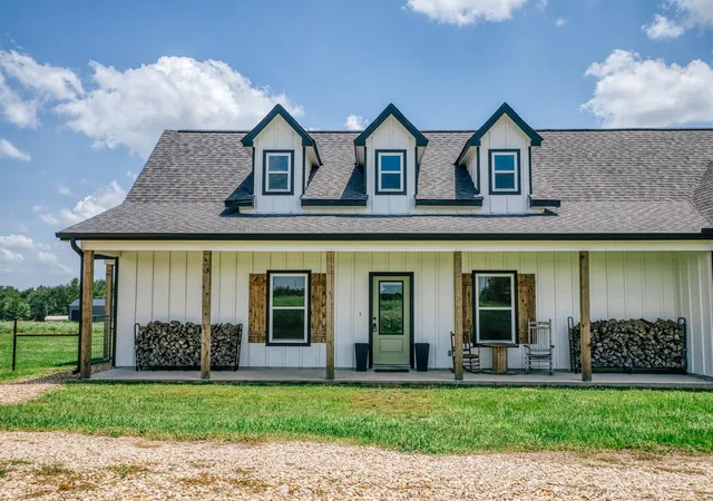 4th image of 12817 S Fm 908, Rockdale, TX 76567 | MLS# 71015373