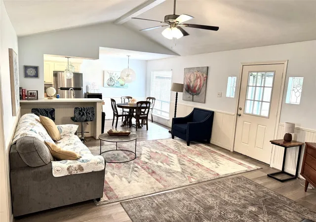 4th image of 11311 Caribbean Ln, Houston, TX 77089 | MLS# 53274680