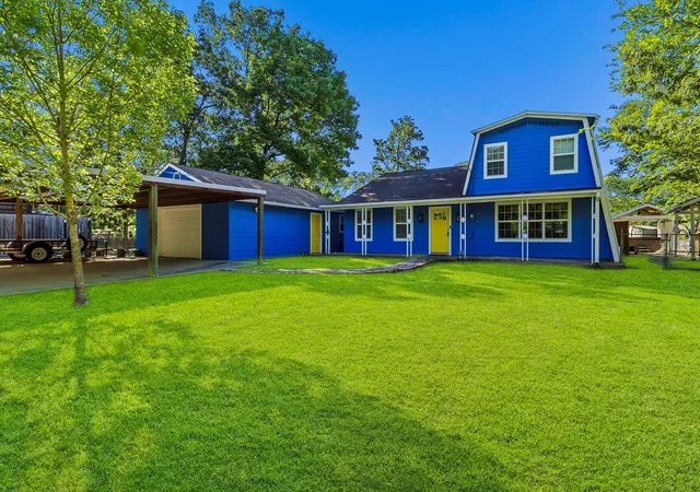 2nd image of 235 South Circle Dr, Livingston, TX 77351 | MLS# 19955084