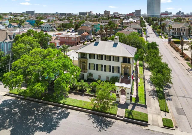 1st image of 1301 Market St, Galveston, TX 77550 | MLS# 4146861