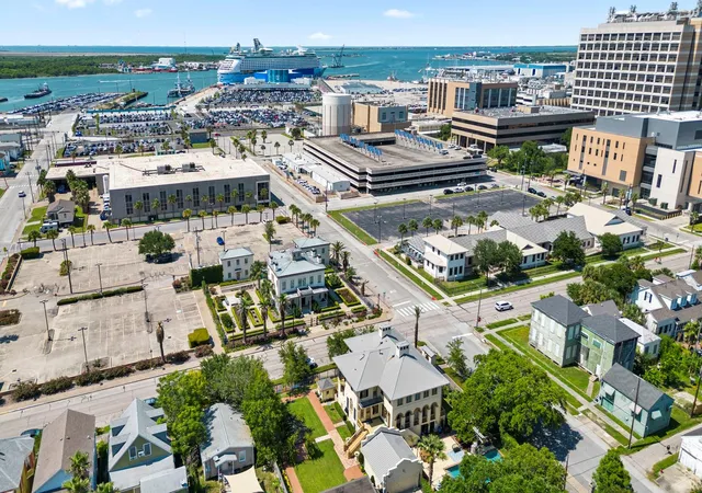 5th image of 1301 Market St, Galveston, TX 77550 | MLS# 4146861