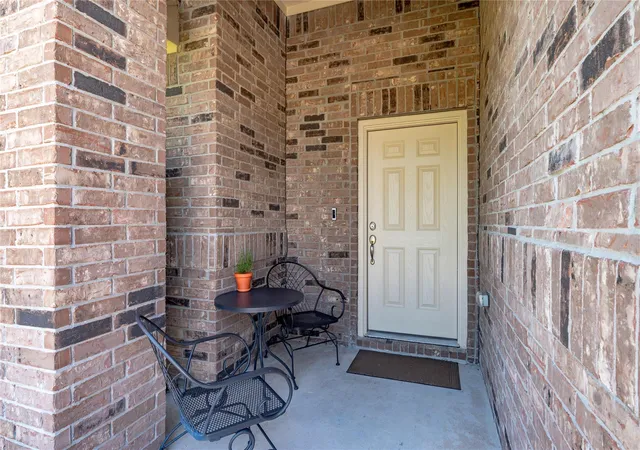 4th image of 13213 Anchor Isle Ct, La Marque, TX 77568 | MLS# 10417235