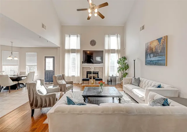 1st image of 2015 Holly Glade Ln, Sugar Land, TX 77498 | MLS# 18875891