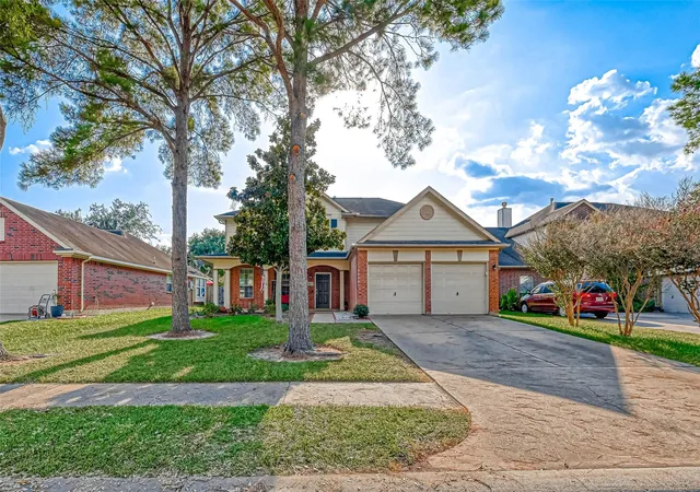 35th image of 2015 Holly Glade Ln, Sugar Land, TX 77498 | MLS# 18875891