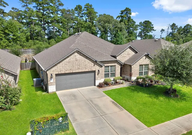 Photo 1 of Single family home for sale at 5835 Brimstone Hl Ln, Conroe, TX 77304 | MLS# 55522752 | Listing updated on 2026-09-09
