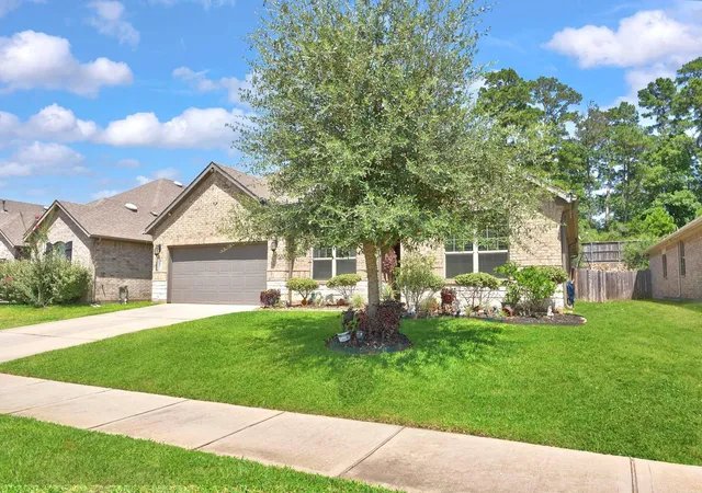 Photo 3 of Single family home for sale at 5835 Brimstone Hl Ln, Conroe, TX 77304 | MLS# 55522752 | Listing updated on 2026-09-20