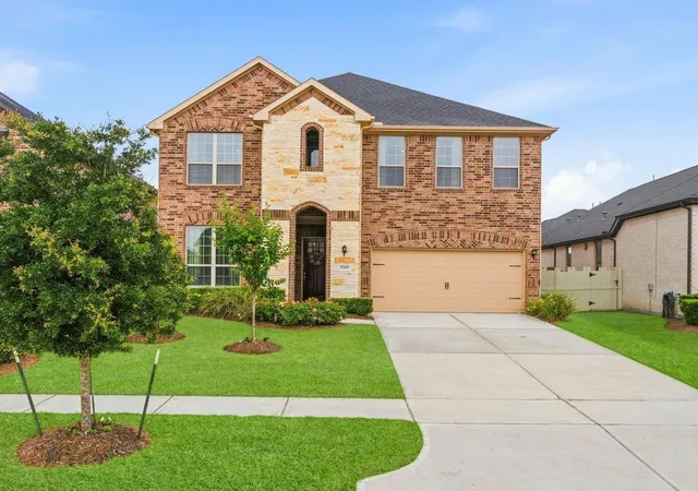 Photo 1 of Single family home for sale at 17209 Olive Blossom Ct, Conroe, TX 77385 | MLS# 94819564 | Listing updated on 2026-08-22