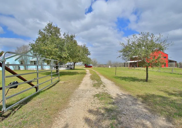 Photo 2 of Land for sale at 3750 County Rd 185, Anderson, TX 77830 | MLS# 23322789 | Listing updated on 2026-08-03